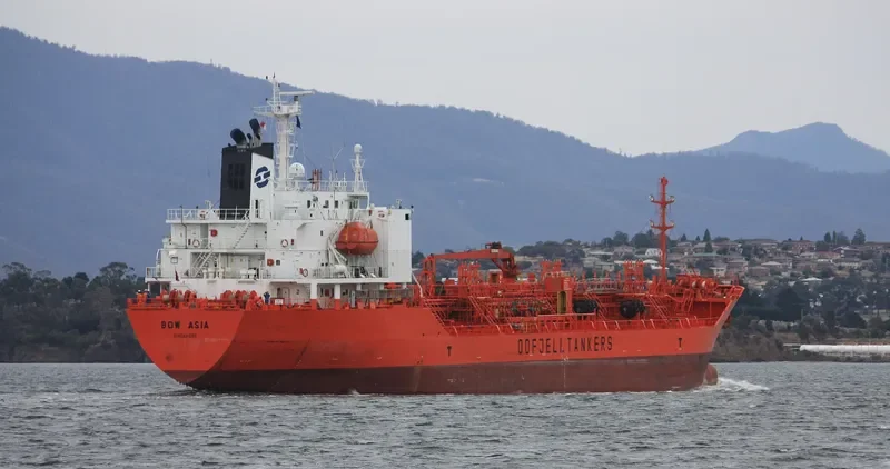 THERESA ASIA Tanker IMO 9288588 photo 5