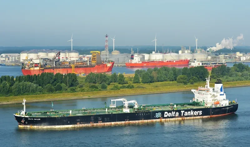 DELTA SAILOR Tanker IMO 9288722 photo 10