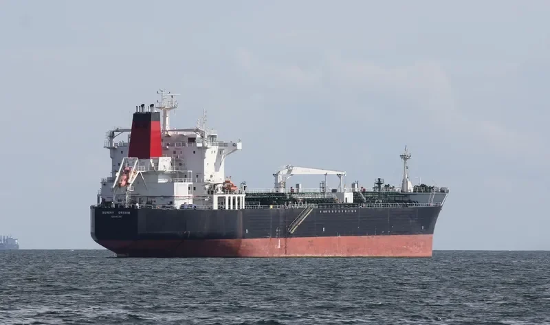 CHAMPION ENDURANCE Tanker IMO 9288813 photo 2