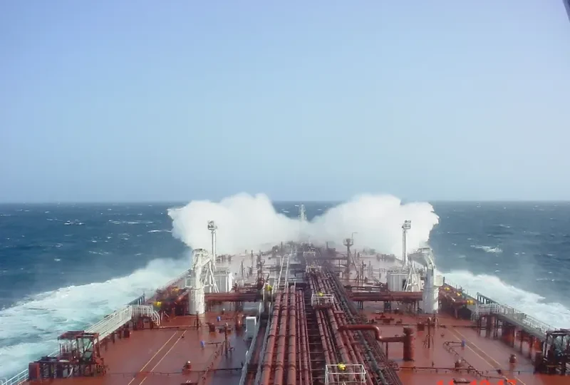 EUROVOYAGER Tanker IMO 9288899 photo 5