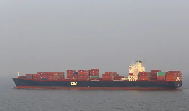 ZIM HAIFA Container Ship IMO 9288904 photo 5