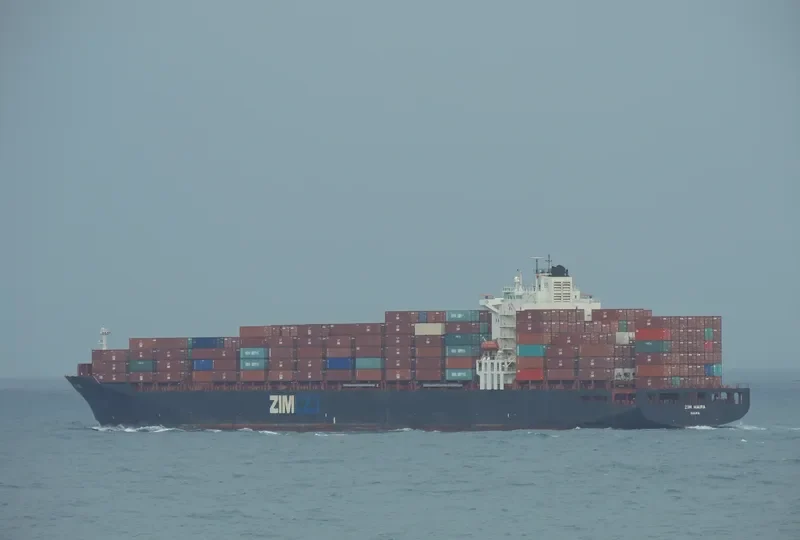 ZIM HAIFA Container Ship IMO 9288904 photo 7