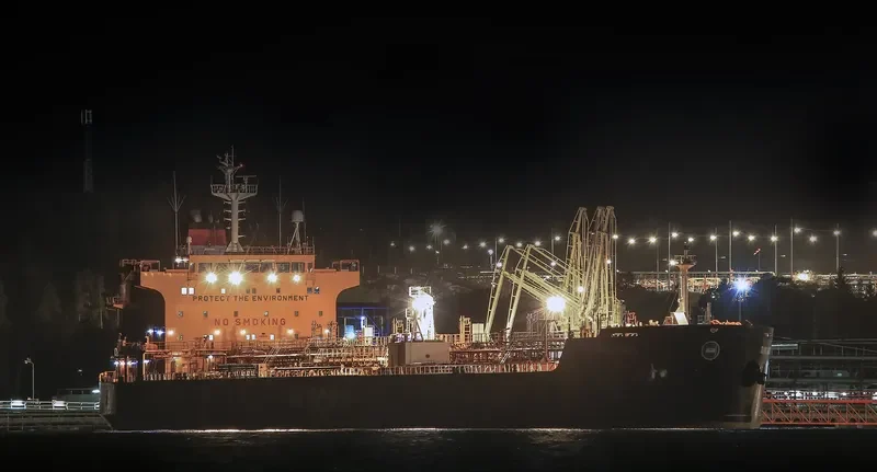 TORM GARONNE Tanker IMO 9288930 photo 5