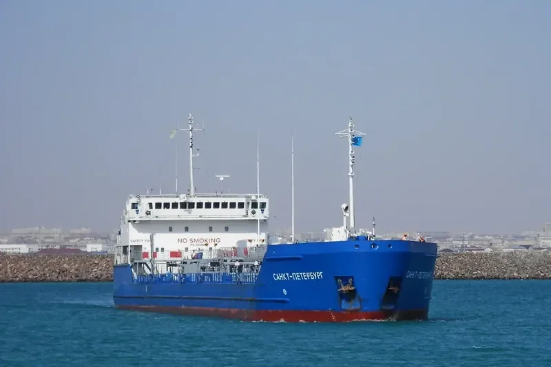 SANKT PETERBURG Tanker IMO 9288980 photo 5