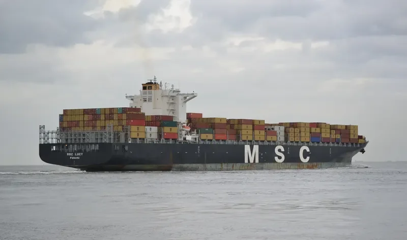 MSC LUCY Container Ship IMO 9289104 photo 9
