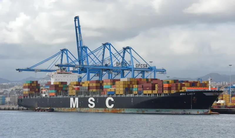 MSC LUCY Container Ship IMO 9289104 photo 10