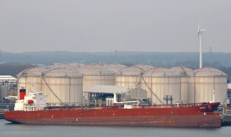 ESPERANZA Tanker IMO 9289166 photo 6
