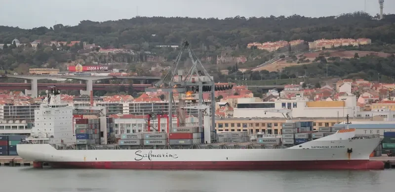 MAERSK SARATOGA Container Ship IMO 9289207 photo 9