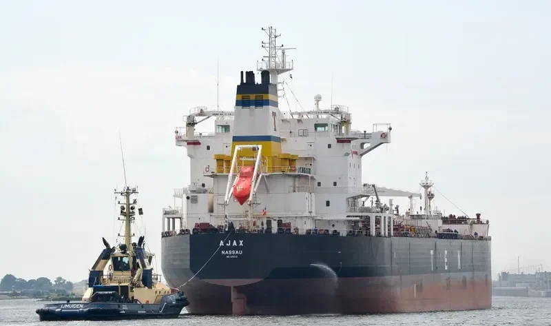 AJAX Tanker IMO 9289518 photo 6