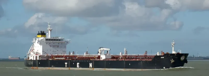 ARIS Tanker IMO 9289520 photo 4
