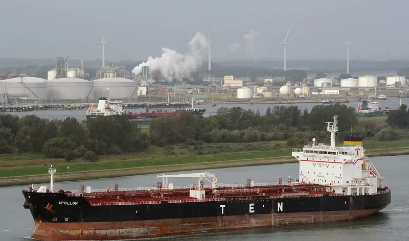 APOLLON Tanker IMO 9289532 photo 6