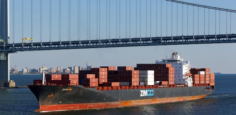 CSL ATLANTIC Container Ship IMO 9289544 photo 3