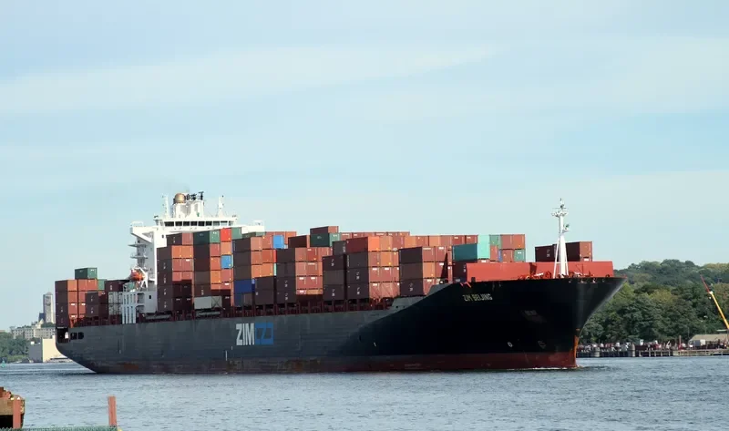 CSL ATLANTIC Container Ship IMO 9289544 photo 4