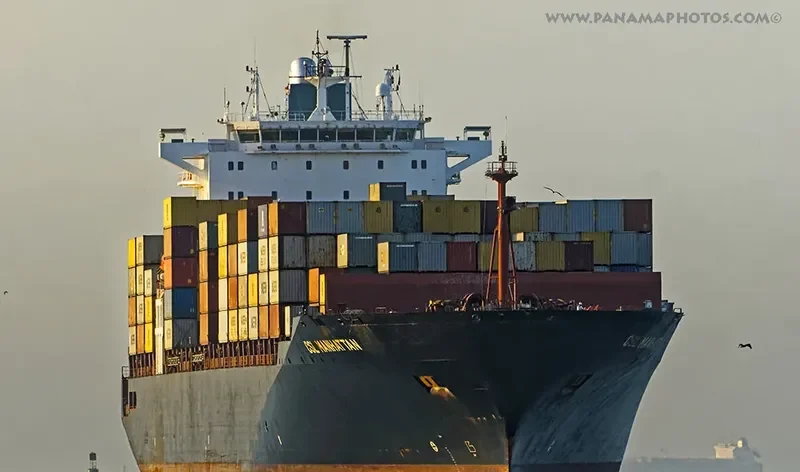 CSL MANHATTAN Container Ship IMO 9289556 photo 3