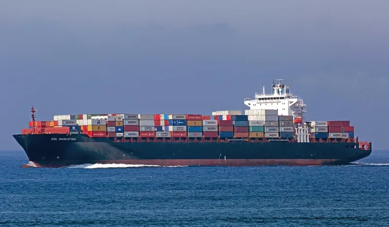 CSL MANHATTAN Container Ship IMO 9289556 photo 10