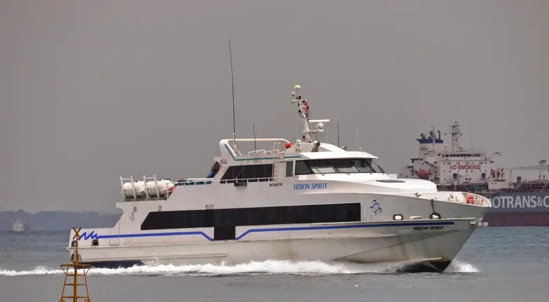 HERON SPIRIT Passenger Ship IMO 9289702 photo 2