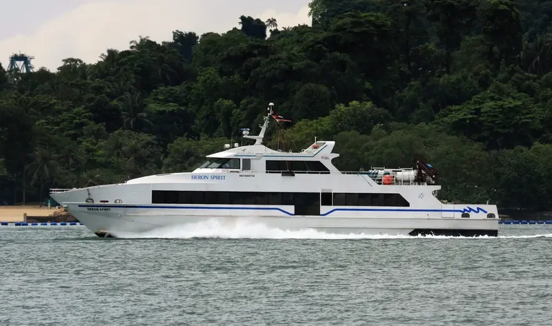 HERON SPIRIT Passenger Ship IMO 9289702 photo 3