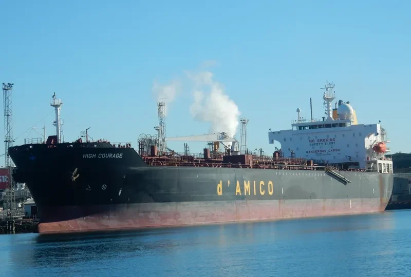 WORLD COURAGE Tanker IMO 9289740 photo 7