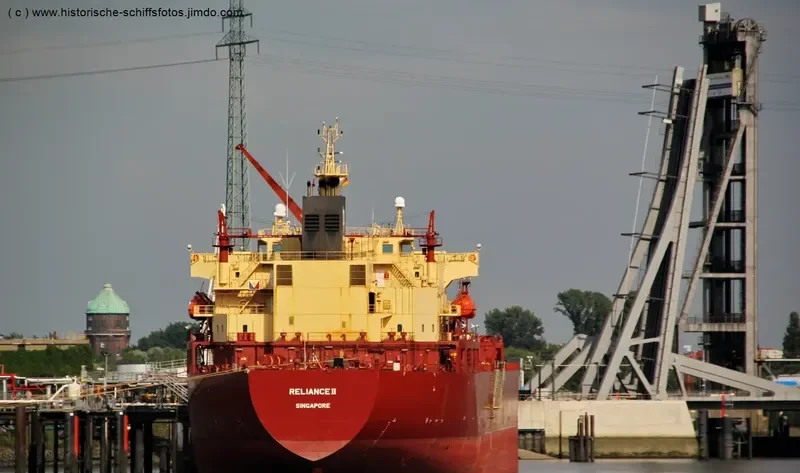 PICTON Tanker IMO 9289764 photo 4