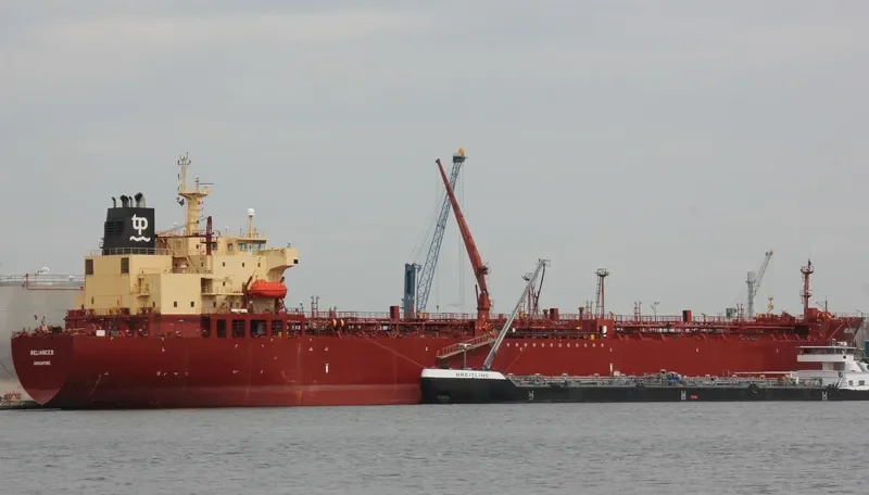 PICTON Tanker IMO 9289764 photo 5
