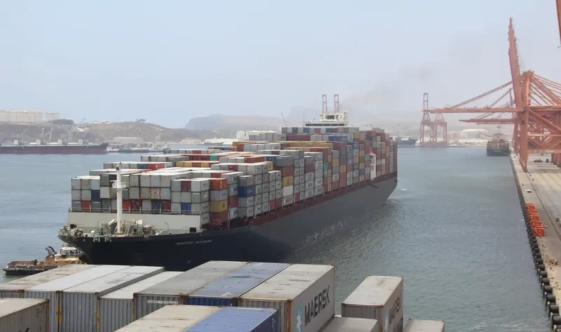 MAERSK SANTANA Container Ship IMO 9289934 photo 2