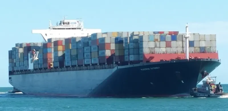 MAERSK SYDNEY Container Ship IMO 9289958 photo 2