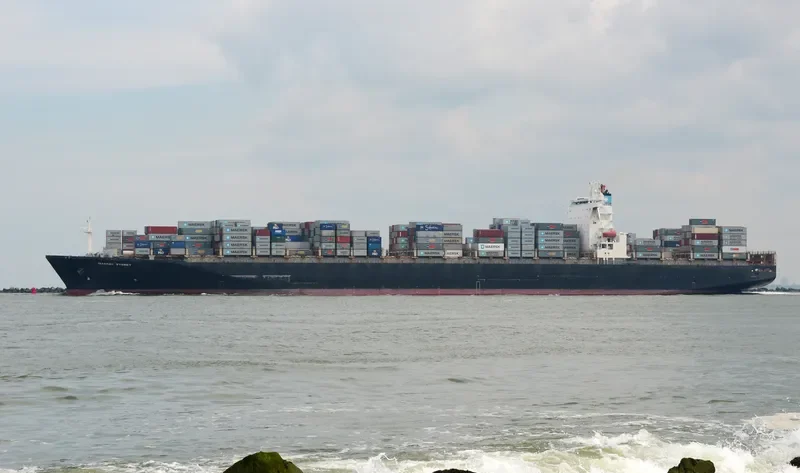 MAERSK SYDNEY Container Ship IMO 9289958 photo 10