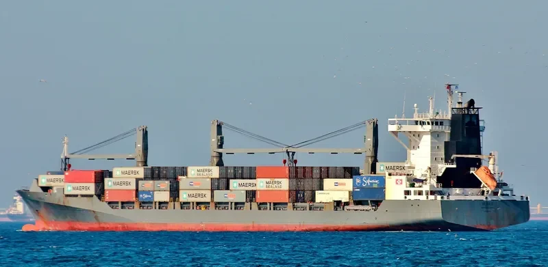 VERA D Container Ship IMO 9290177 photo 4