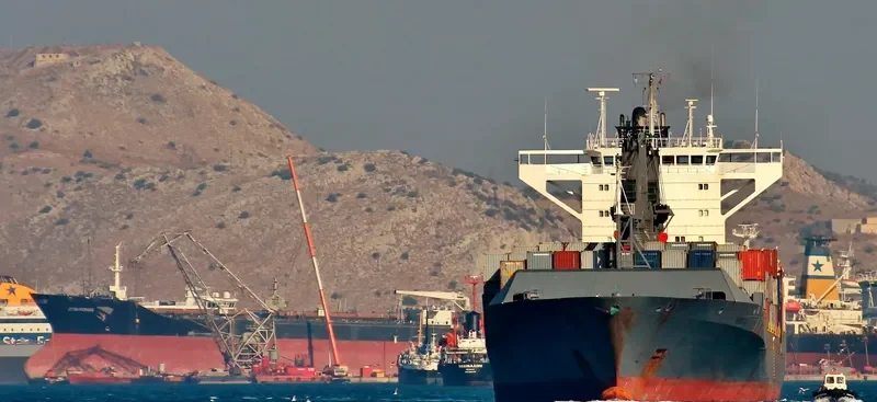 VERA D Container Ship IMO 9290177 photo 6