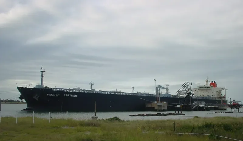 AL HABIBAH Tanker IMO 9290294 photo 7