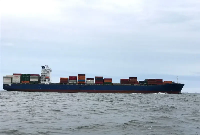 OOCL ST.LAWRENCE Container Ship IMO 9290414 photo 5