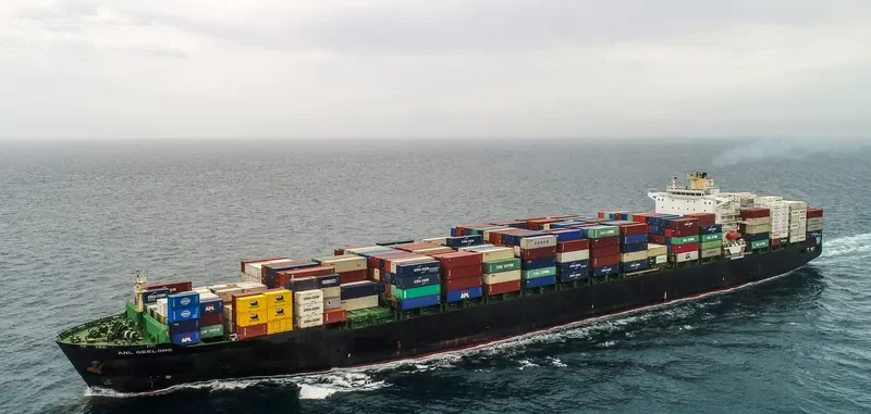 BELLAVIA Container Ship IMO 9290440 photo 3