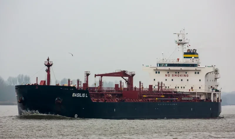 BASILIS L Tanker IMO 9290505 photo 3