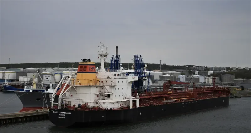 BASILIS L Tanker IMO 9290505 photo 8