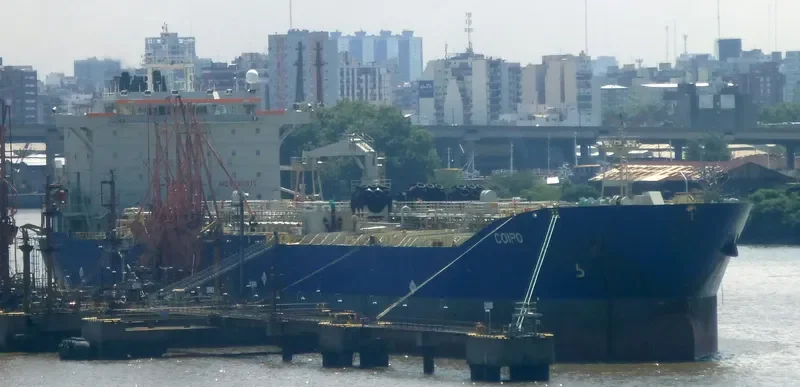 COIPO Tanker IMO 9290610 photo 3