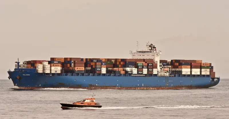 TALASSA Container Ship IMO 9290787 photo 6