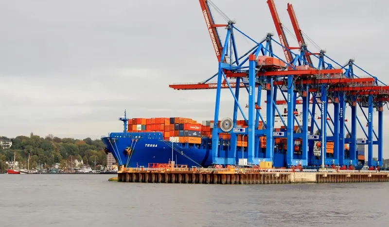 TESSA Container Ship IMO 9290799 photo 6