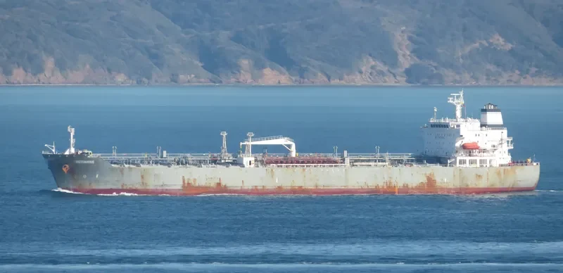 VICTORIOUS Tanker IMO 9290919 photo 8