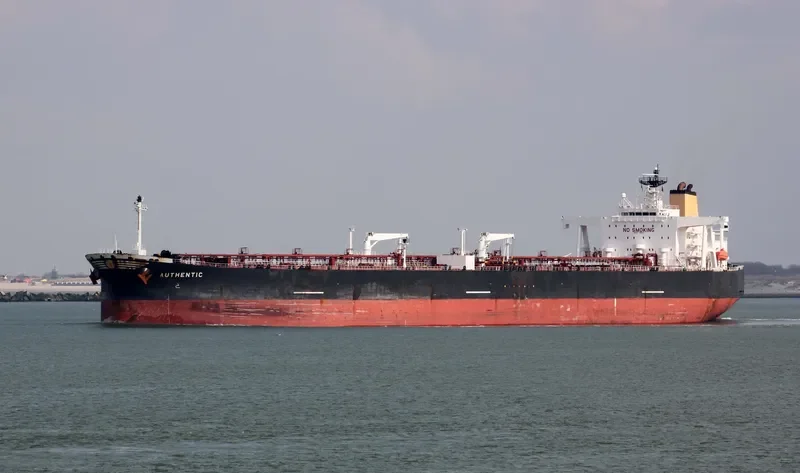 NORDIC LUNA Tanker IMO 9290933 photo 10