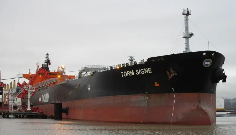 TORM SIGNE Tanker IMO 9290957 photo 3