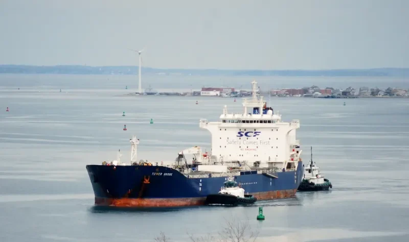 TOWER BRIDGE Tanker IMO 9292034 photo 10