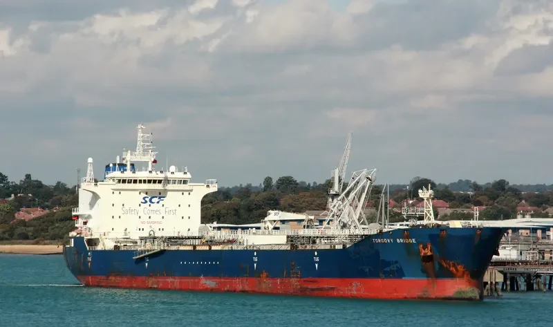 TORGOVY BRIDGE Tanker IMO 9292046 photo 3