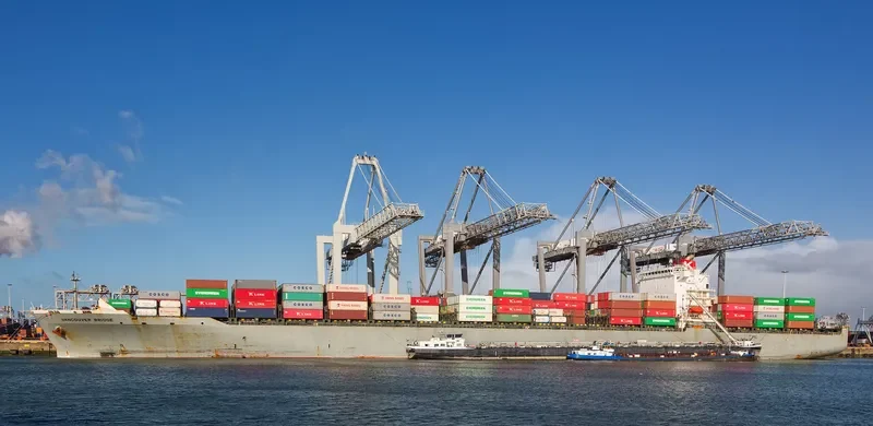 BEIJING BRIDGE Container Ship IMO 9292230 photo 10