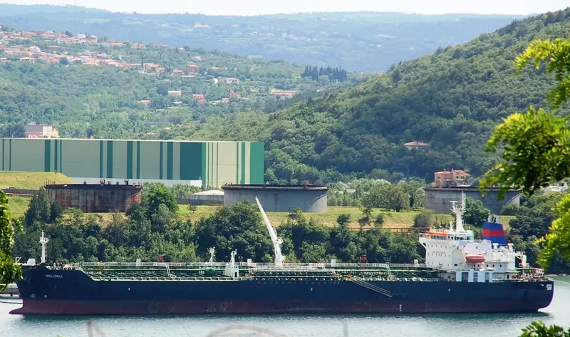 MELORIA Tanker IMO 9292280 photo 3