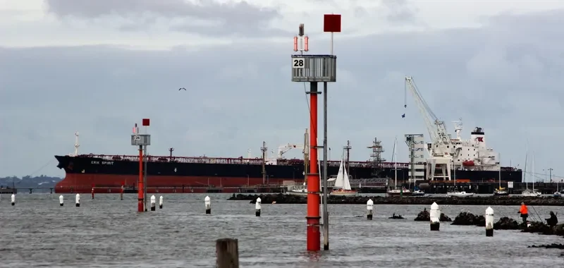 ERIK SPIRIT Tanker IMO 9292515 photo 2