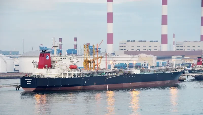 OCEAN NEPTUNE Tanker IMO 9292589 photo 2