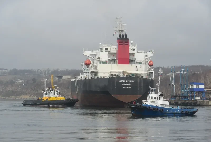 OCEAN NEPTUNE Tanker IMO 9292589 photo 5