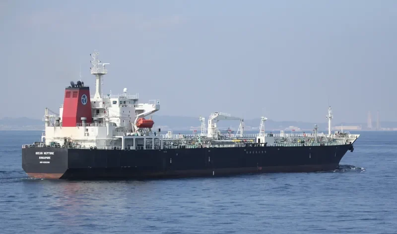OCEAN NEPTUNE Tanker IMO 9292589 photo 10