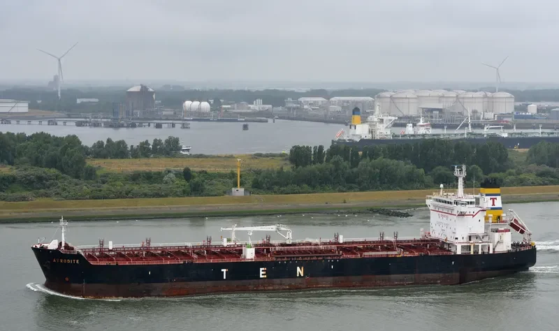 AFRODITE Tanker IMO 9292620 photo 3