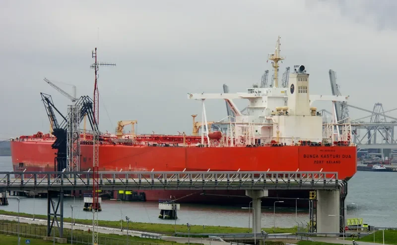 BUNGA KASTURI DUA Tanker IMO 9292632 photo 4